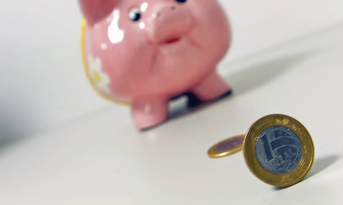 Economia | Poupança tem entrada líquida de R$ 2,1 bilhões em junho